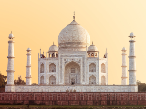 Taj Mahal © R. Heuvel, Unsplash.png
