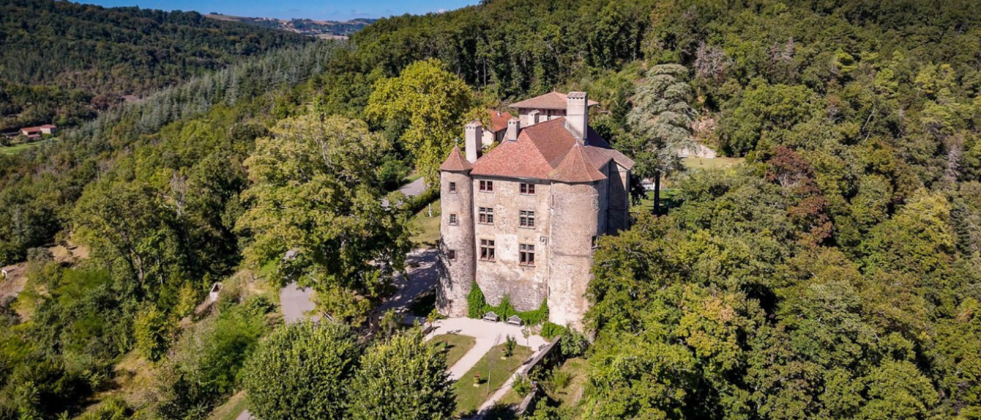 So Châteaux