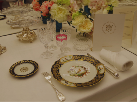 Arts de la table - Elysée © Wikimedia Commons