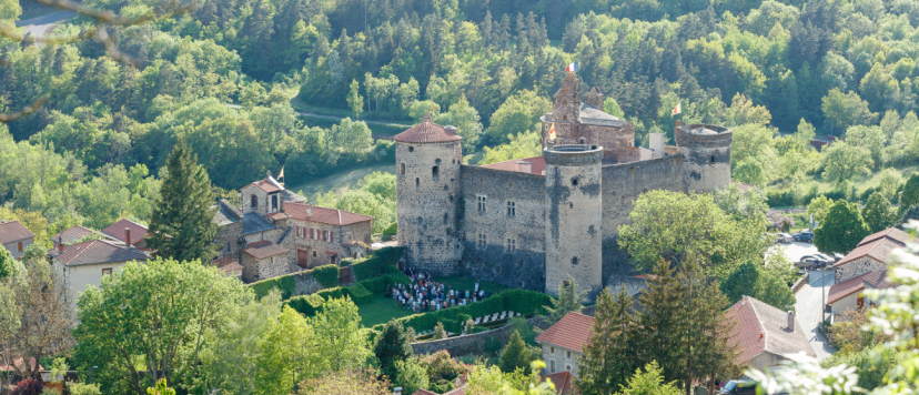 © Forteresse de Saint-Vidal