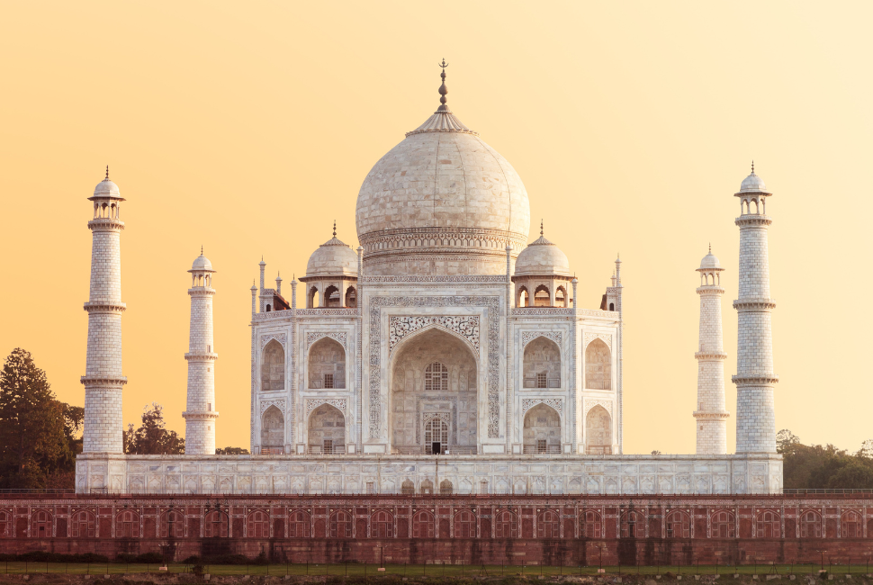 Taj Mahal © R. Heuvel, Unsplash.png